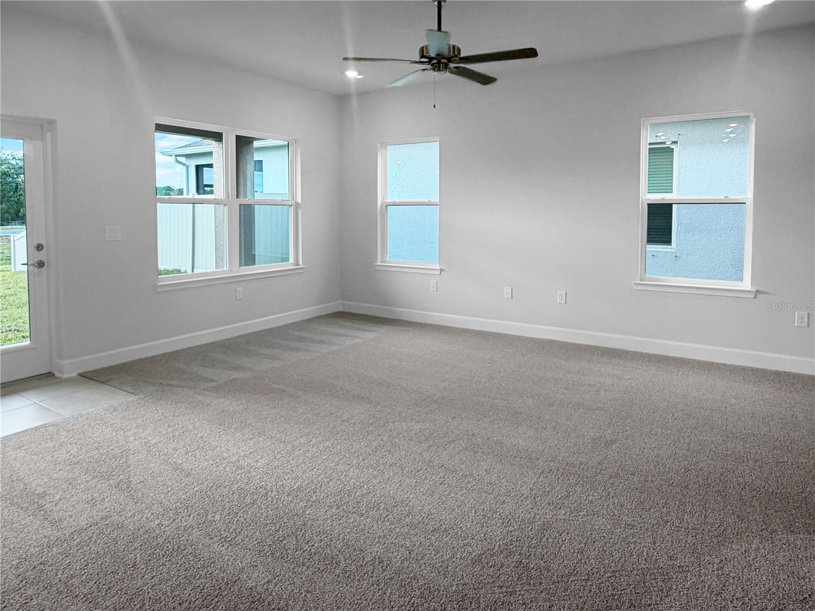 7727 Bent Tree Loop Property Photo 2