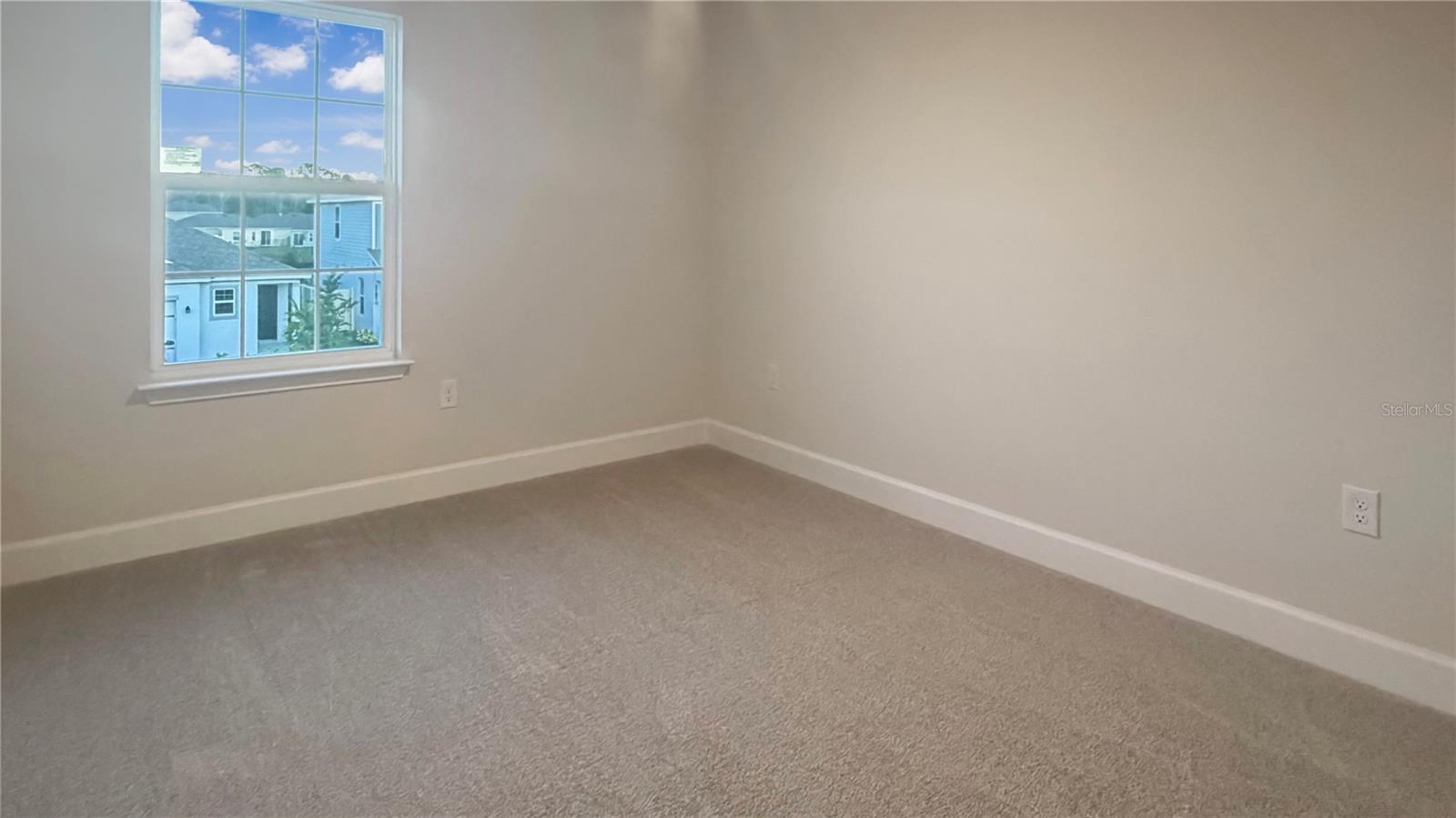 7727 Bent Tree Loop Property Photo 8