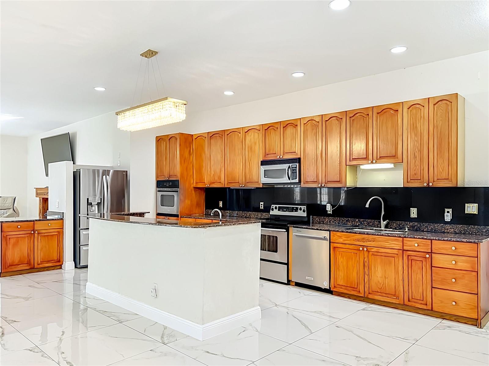 6031 Bancroft Blvd Property Photo 36