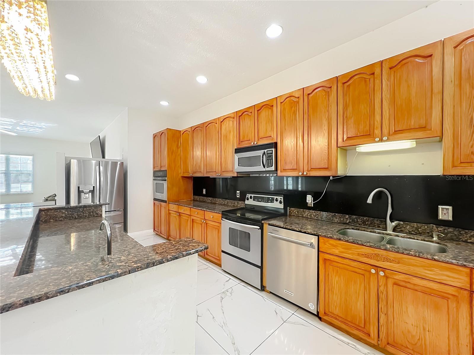 6031 Bancroft Blvd Property Photo 38