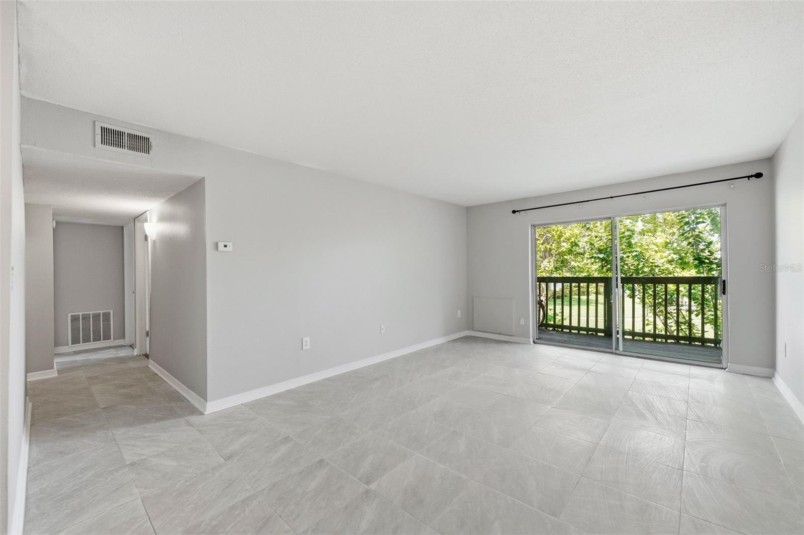 1695 Lee Rd #b204 Property Photo 10