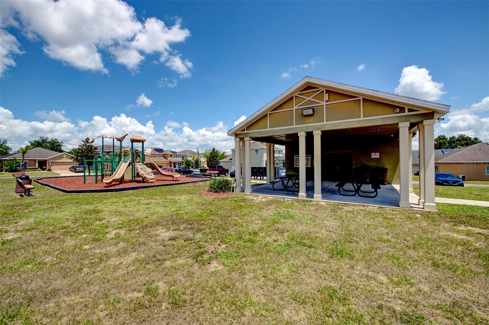 826 Andalusia Loop Property Photo 47