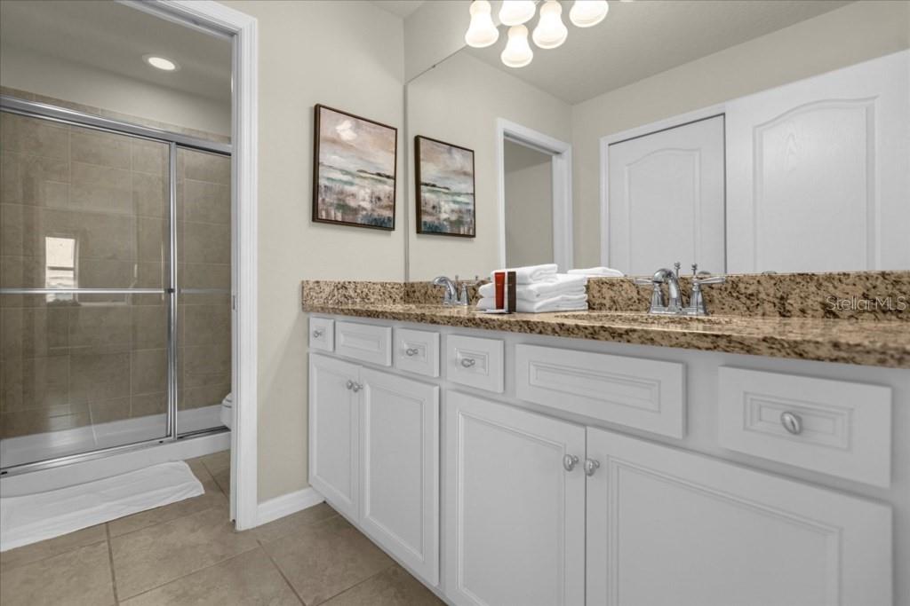 2413 Dubai St Property Photo 15