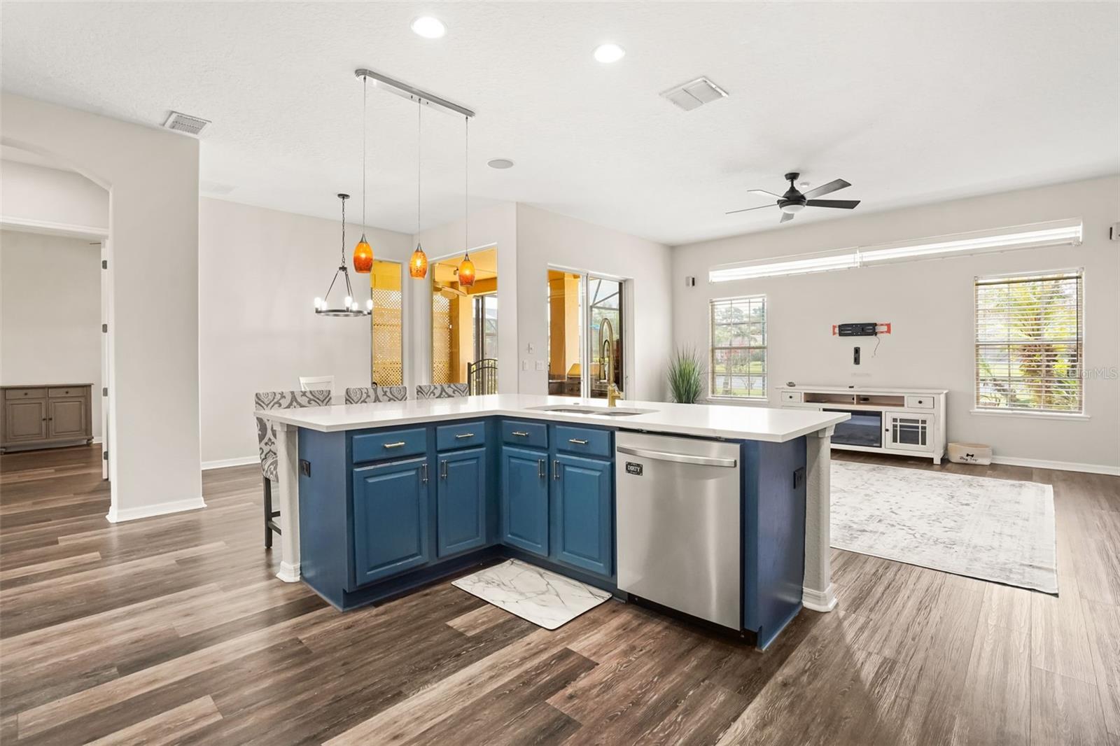 1699 Swallowtail Ln Property Photo 11