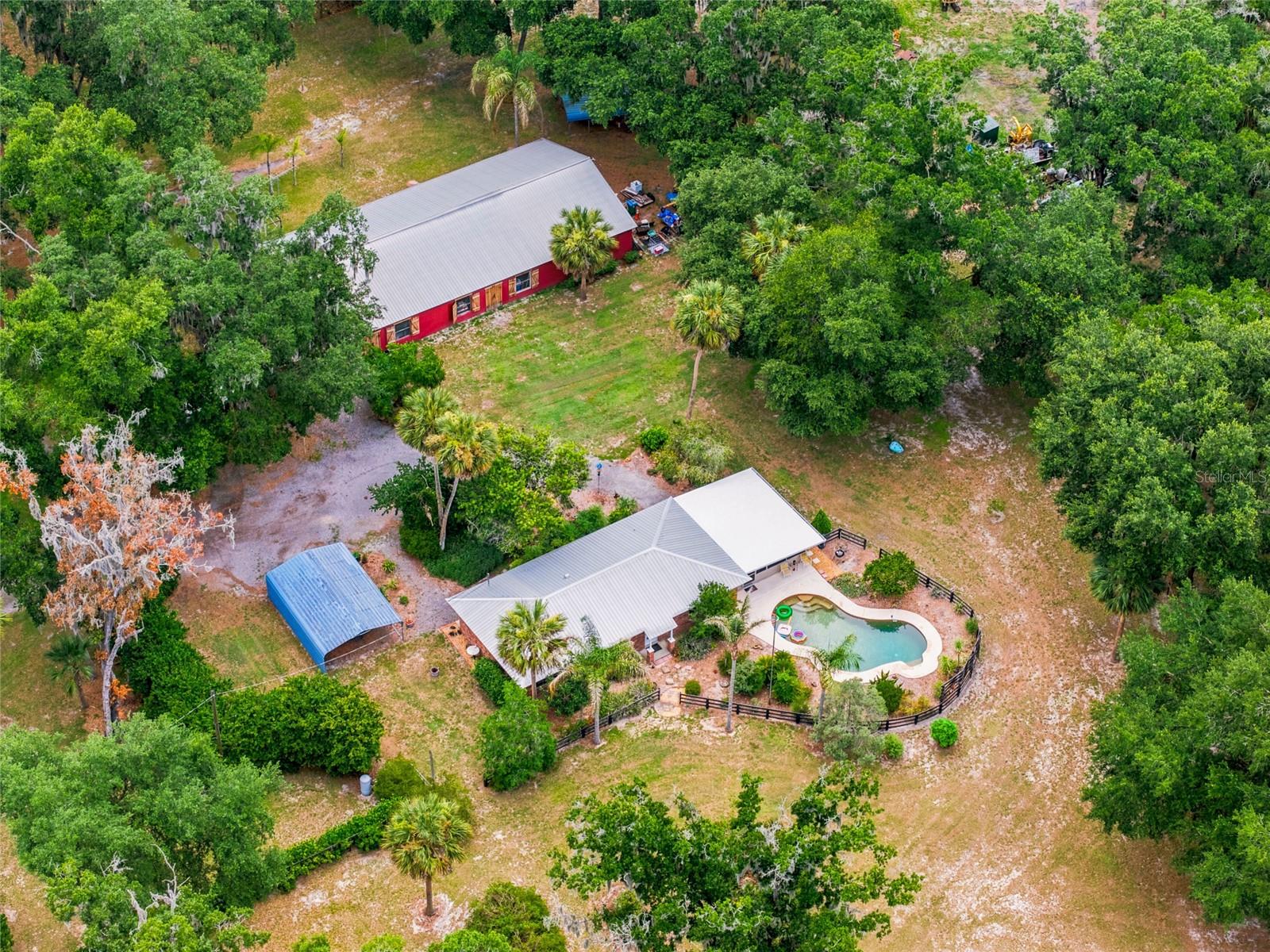 40847 County Road 439 Property Photo 1