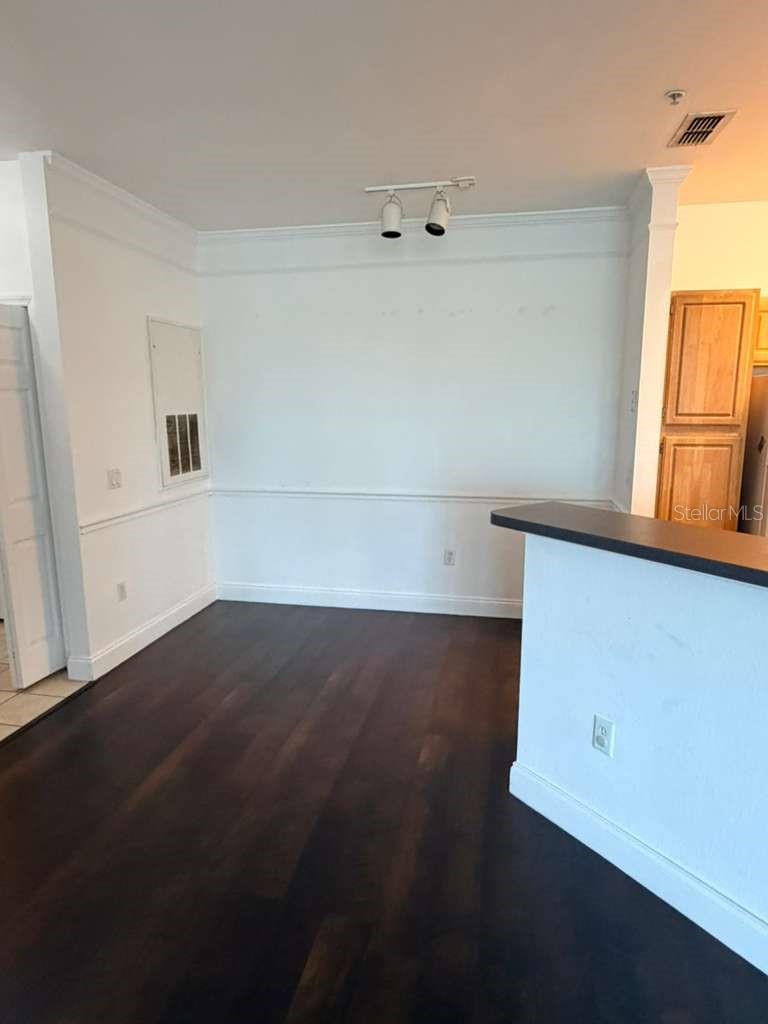 6413 Astor Village Ave #303 Property Photo 8