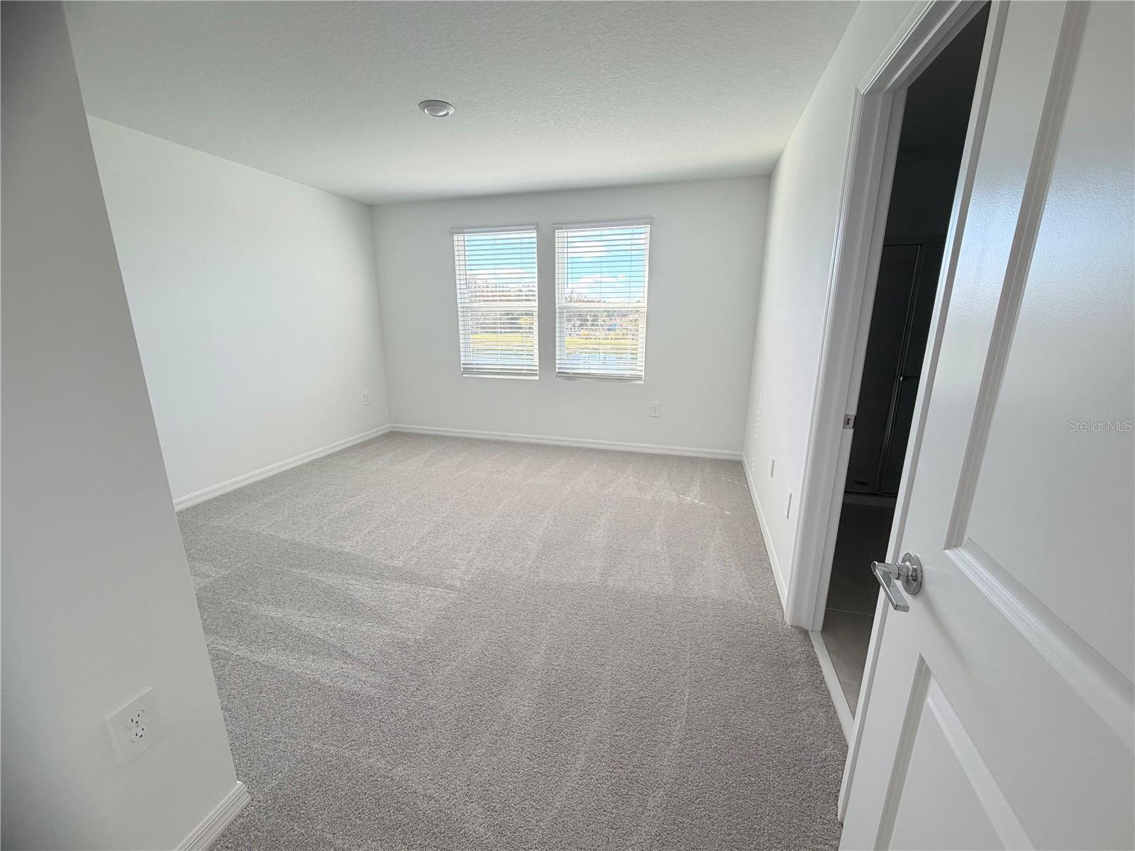 2212 Portrait St Property Photo 16