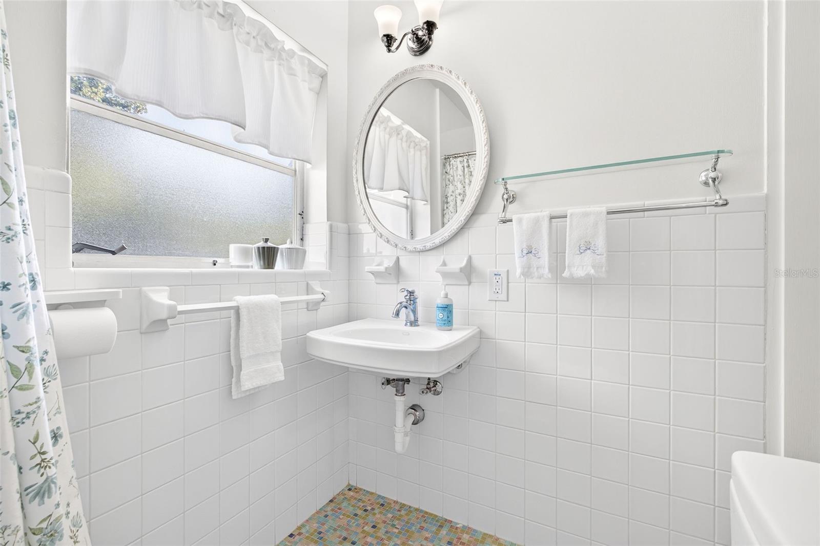 2361 Roxbury Rd Property Photo 22