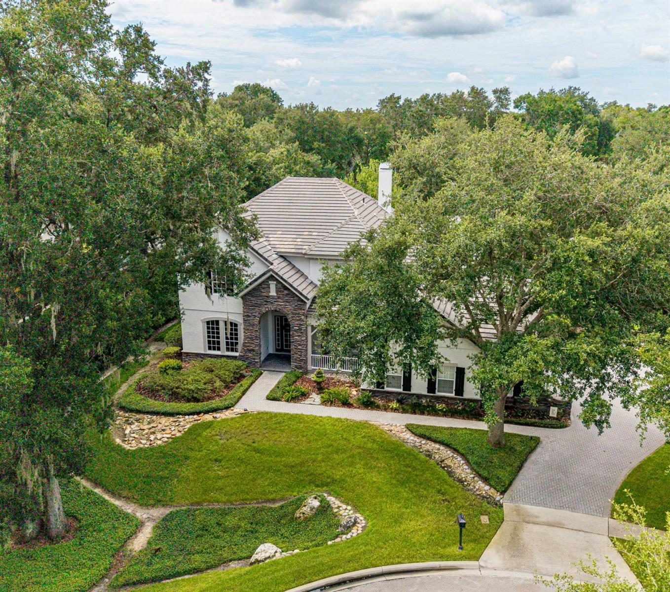 25846 Feather Ridge Ln Property Photo 2