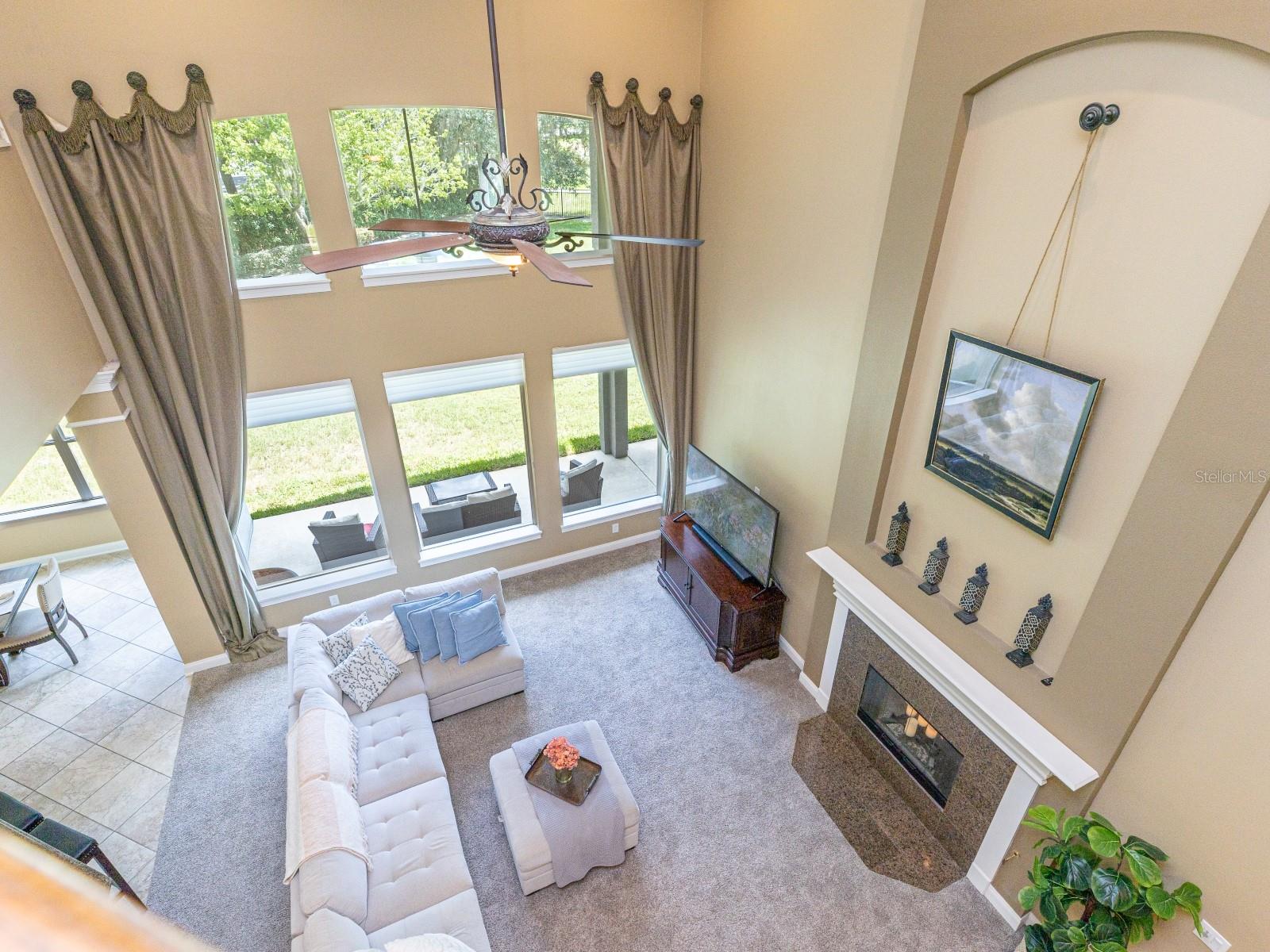 25846 Feather Ridge Ln Property Photo 6