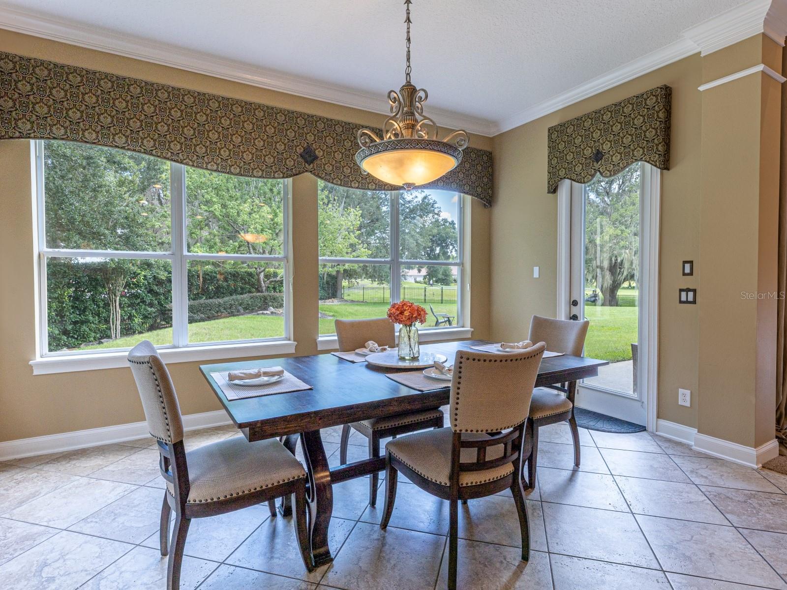25846 Feather Ridge Ln Property Photo 16