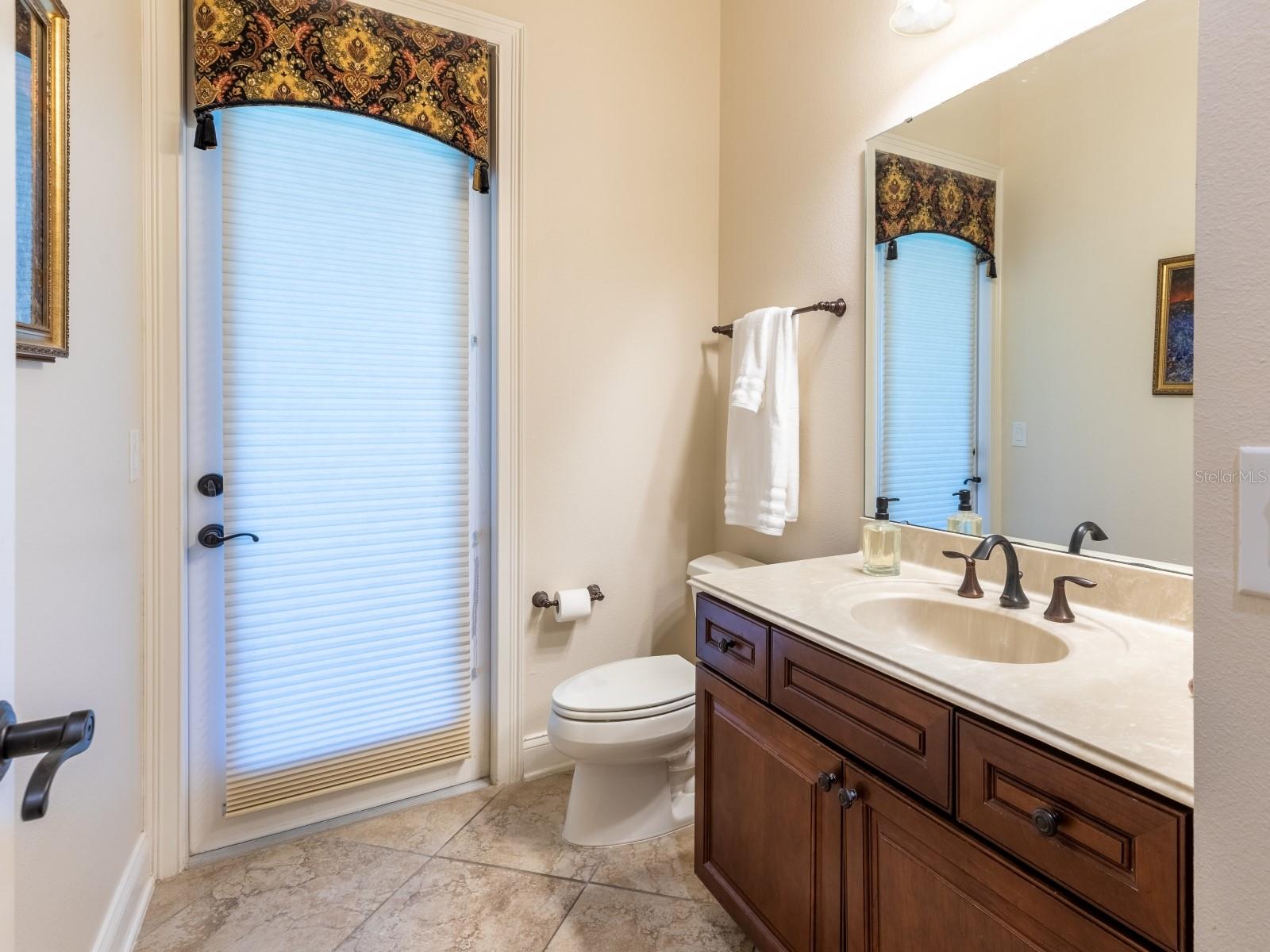 25846 Feather Ridge Ln Property Photo 27