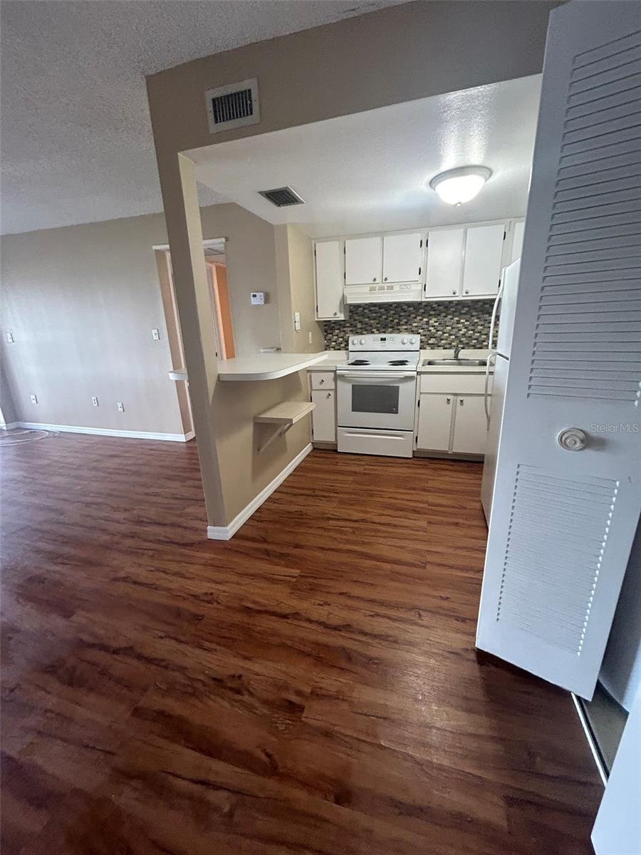 618 Orange Dr #212 Property Photo 12