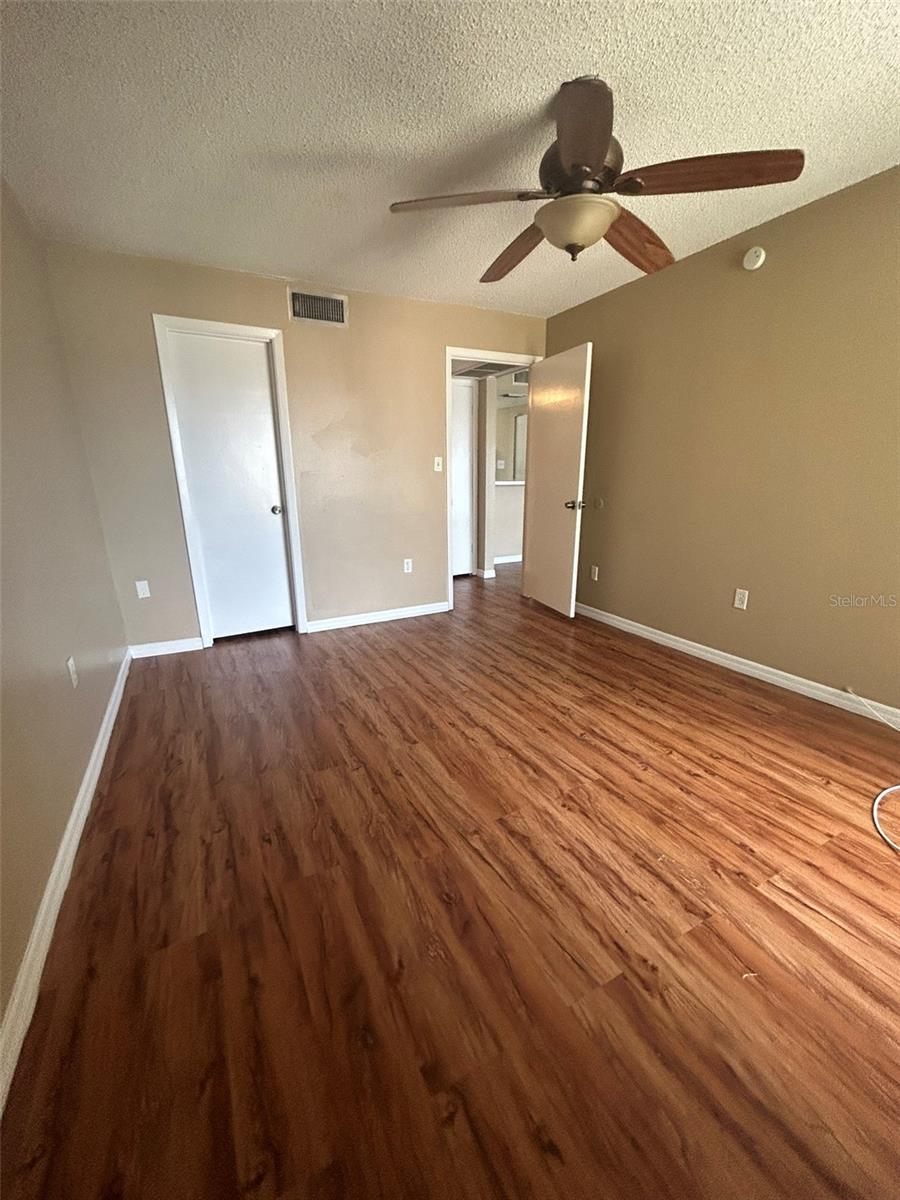 618 Orange Dr #212 Property Photo 16