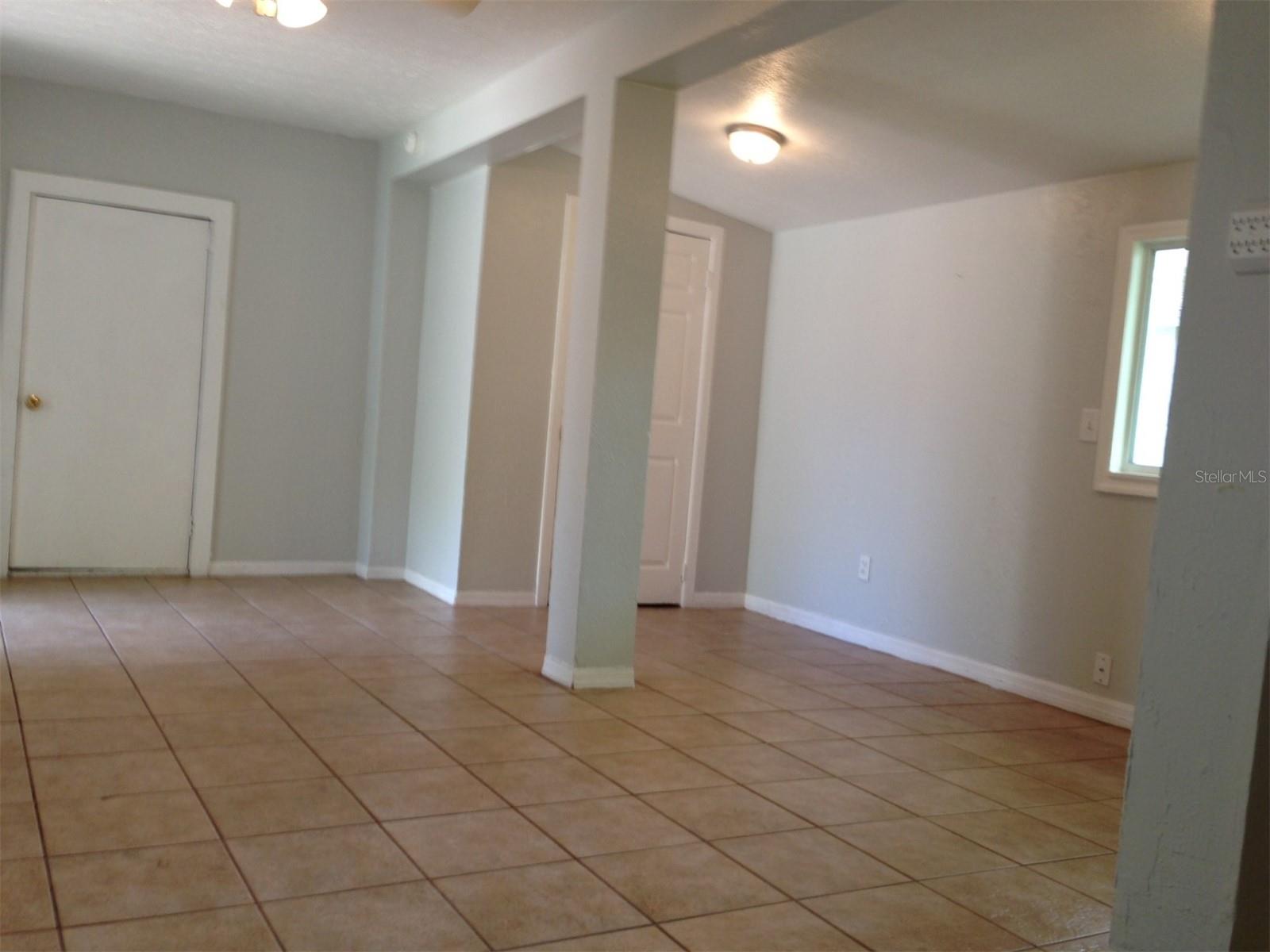 1328 Cloverlawn Ave #b Property Photo 5