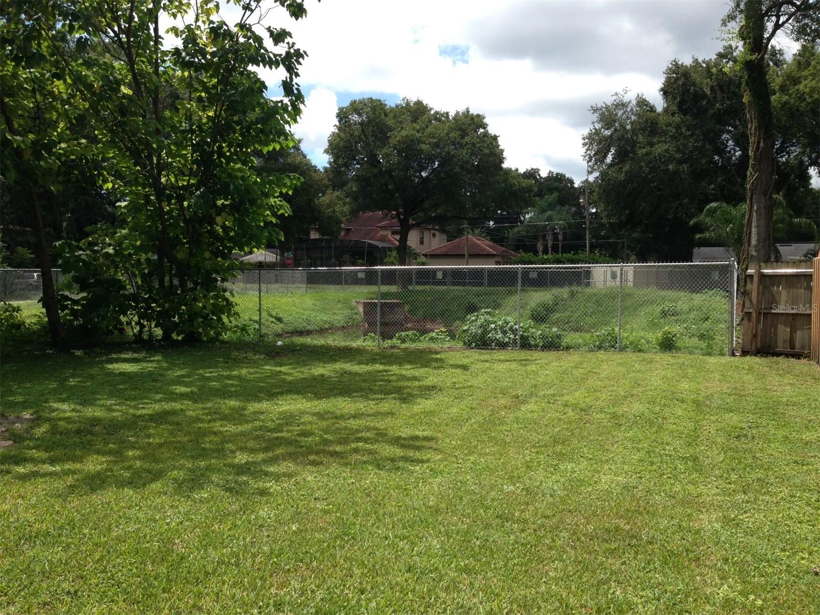 1328 Cloverlawn Ave #b Property Photo 12