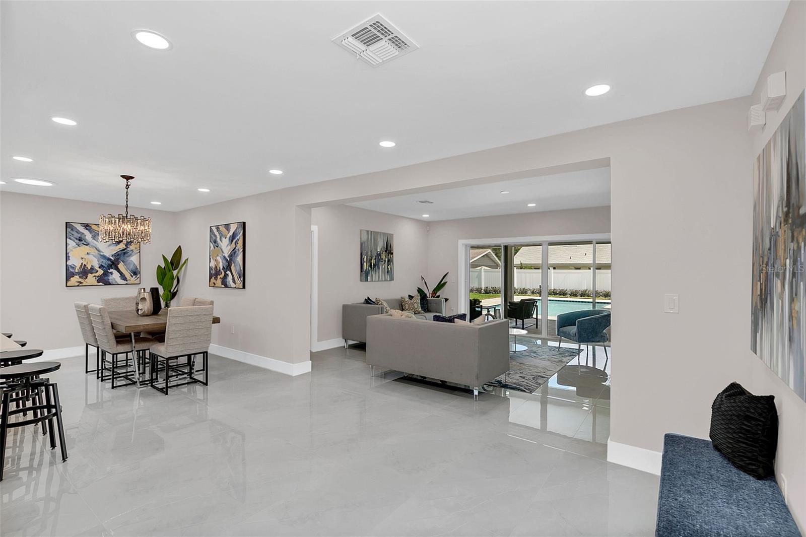 2015 Summerfield Rd Property Photo 4