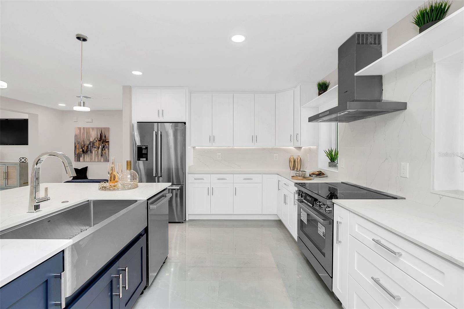 2015 Summerfield Rd Property Photo 12
