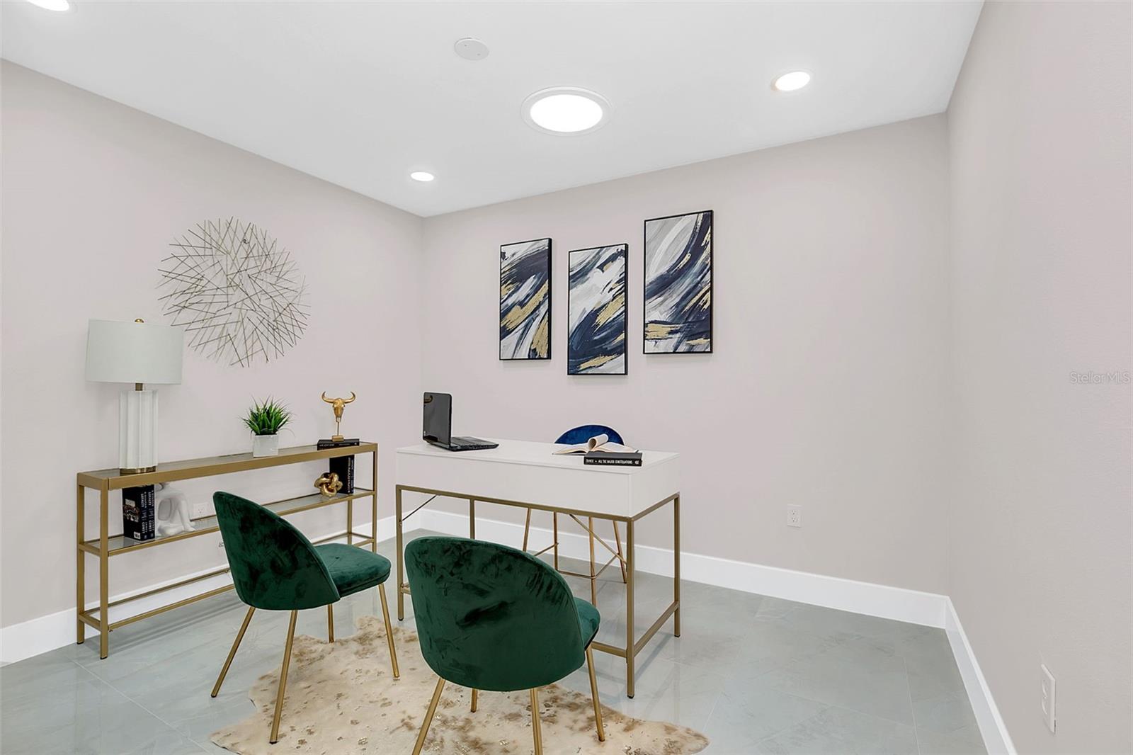 2015 Summerfield Rd Property Photo 17