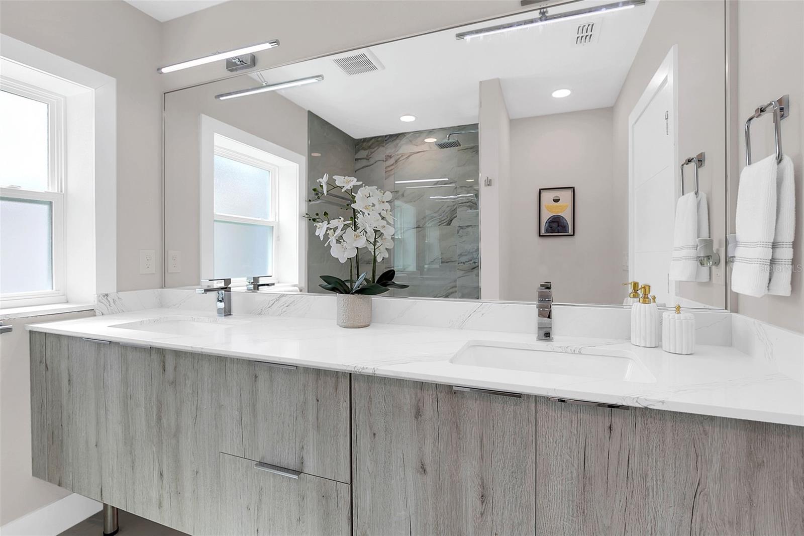 2015 Summerfield Rd Property Photo 26