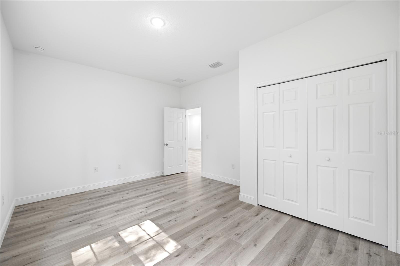 7605 N Santos Dr Property Photo 14