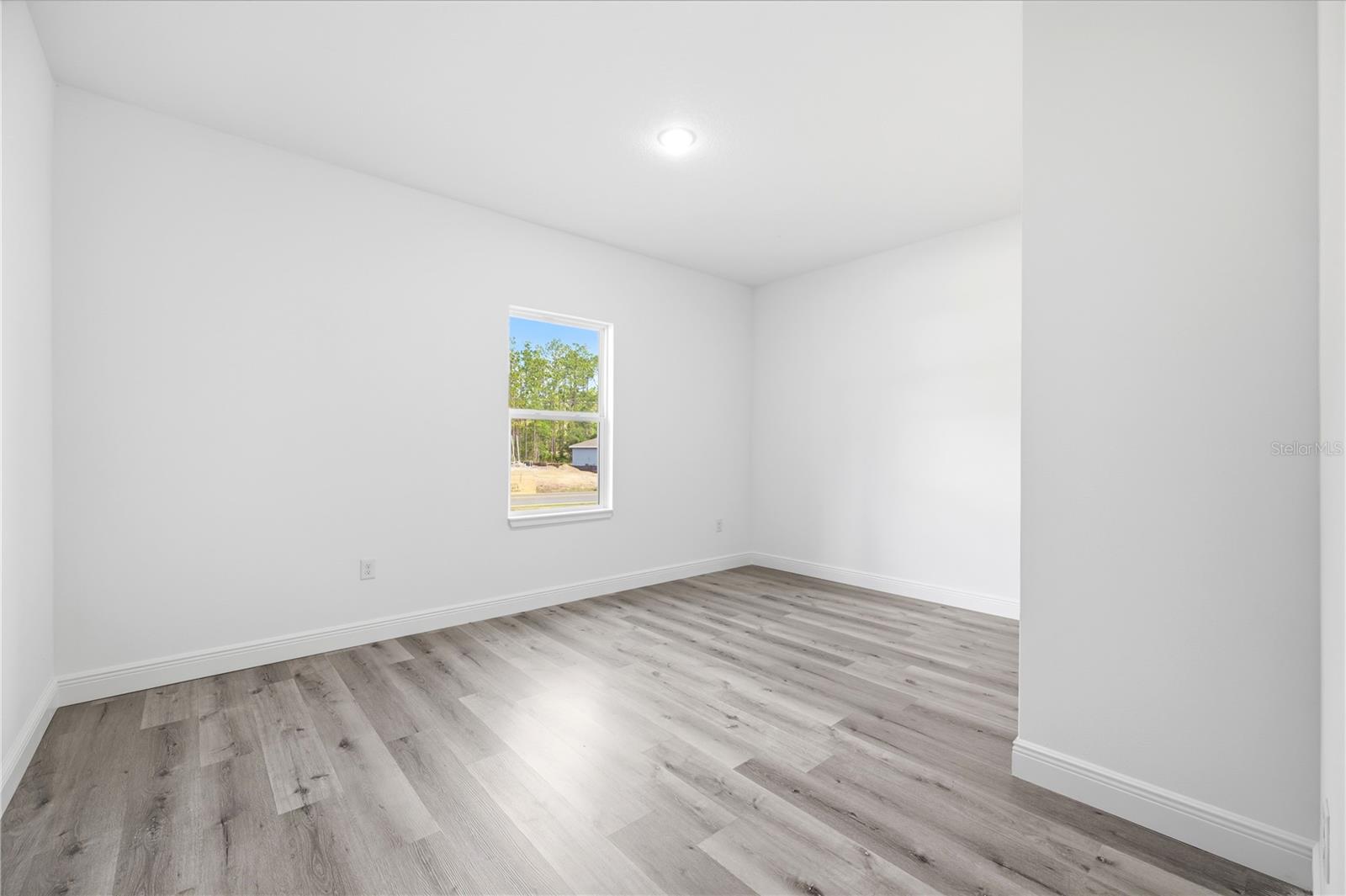 7605 N Santos Dr Property Photo 16