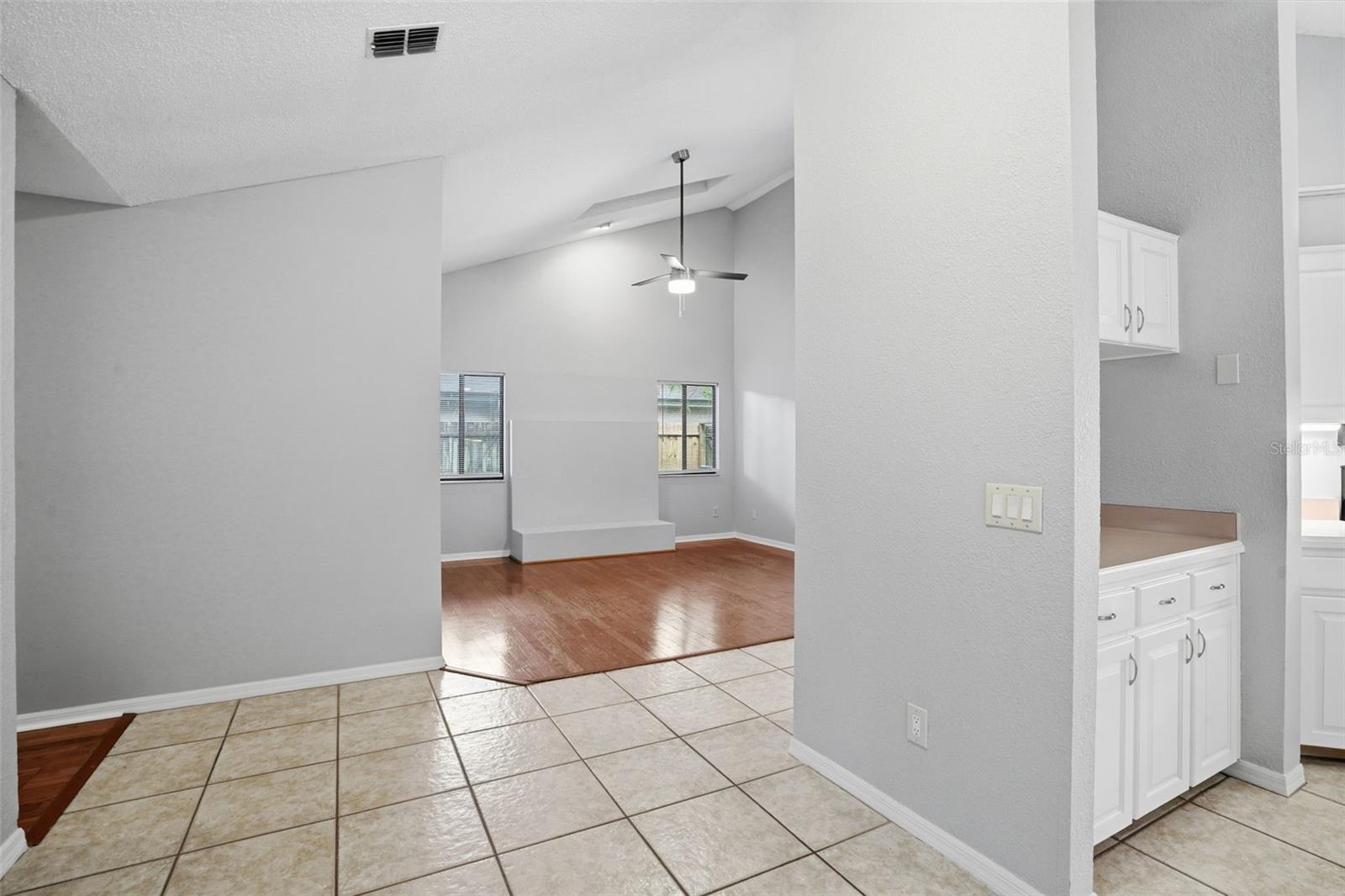 733 Swaying Palm Dr Property Photo 18