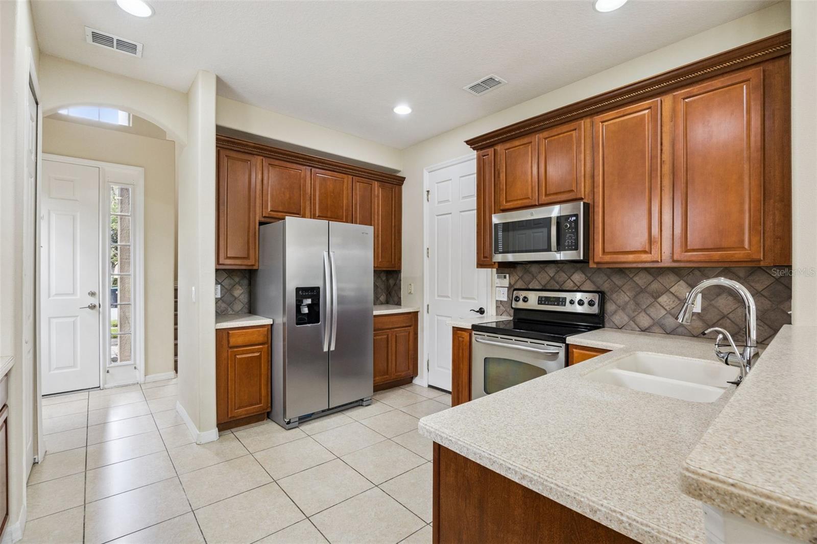 551 Terrace Spring Dr Property Photo 5