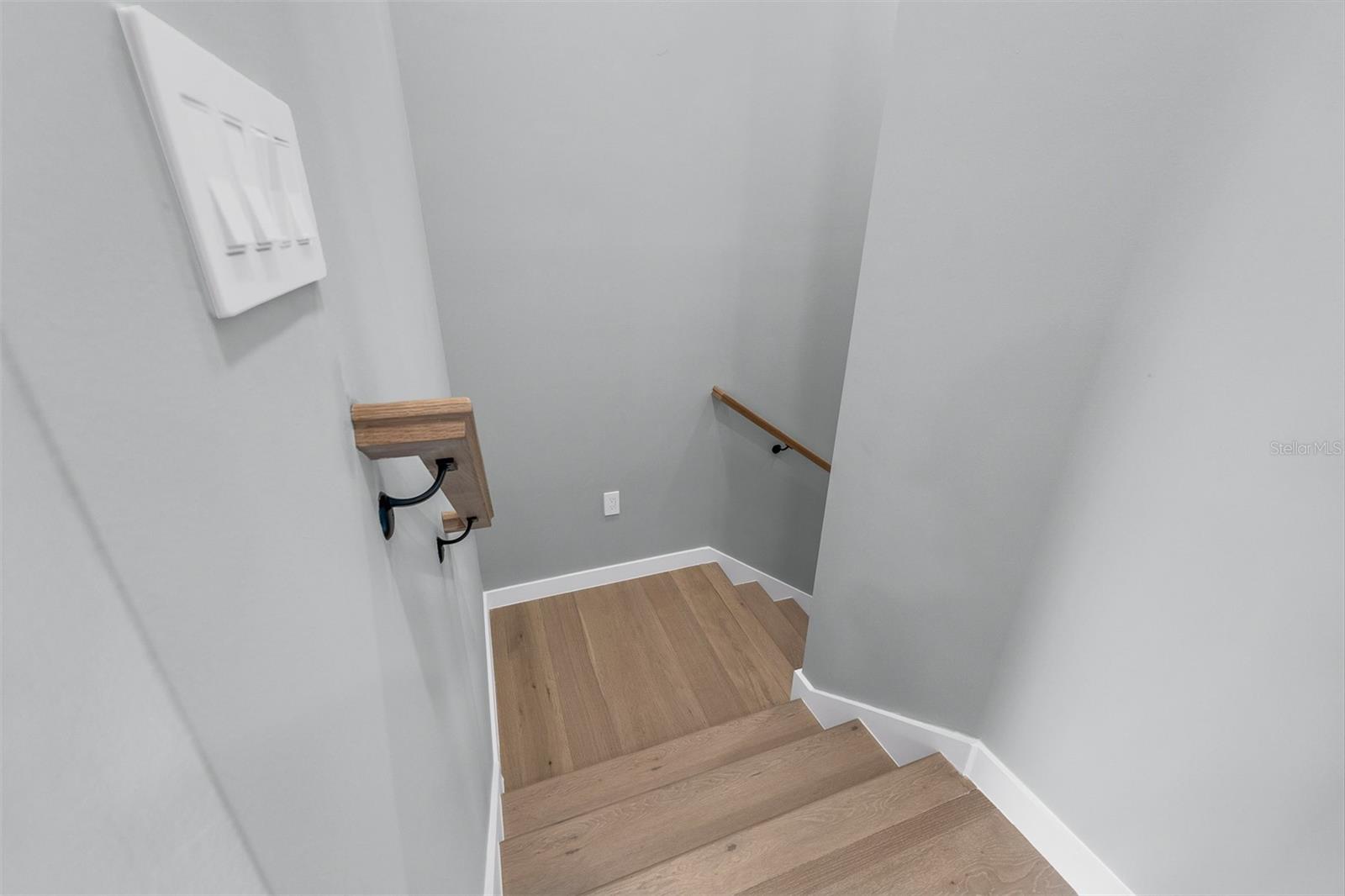9 E Steele St Property Photo 40