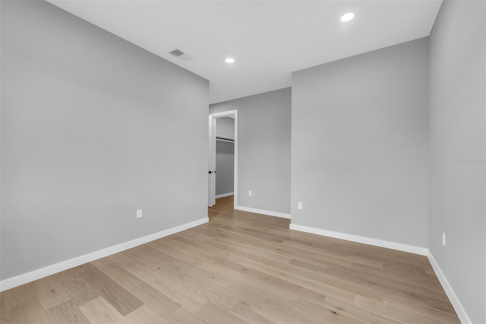 9 E Steele St Property Photo 48