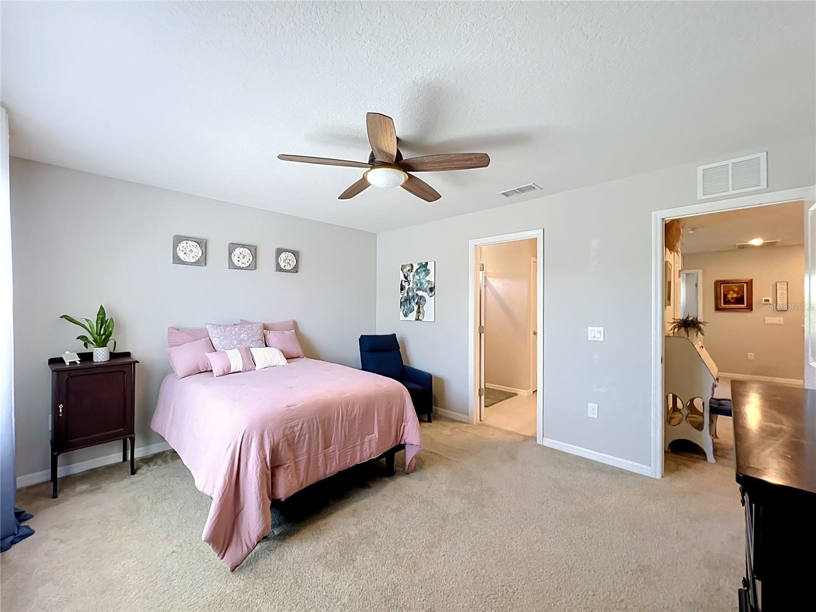 5069 Caspian St Property Photo 39