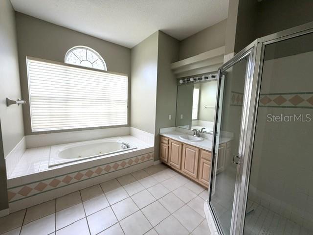 16525 Majestic Ct Property Photo 9