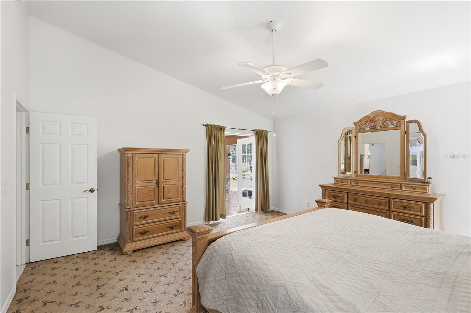 19113 Quinlan St Property Photo 24