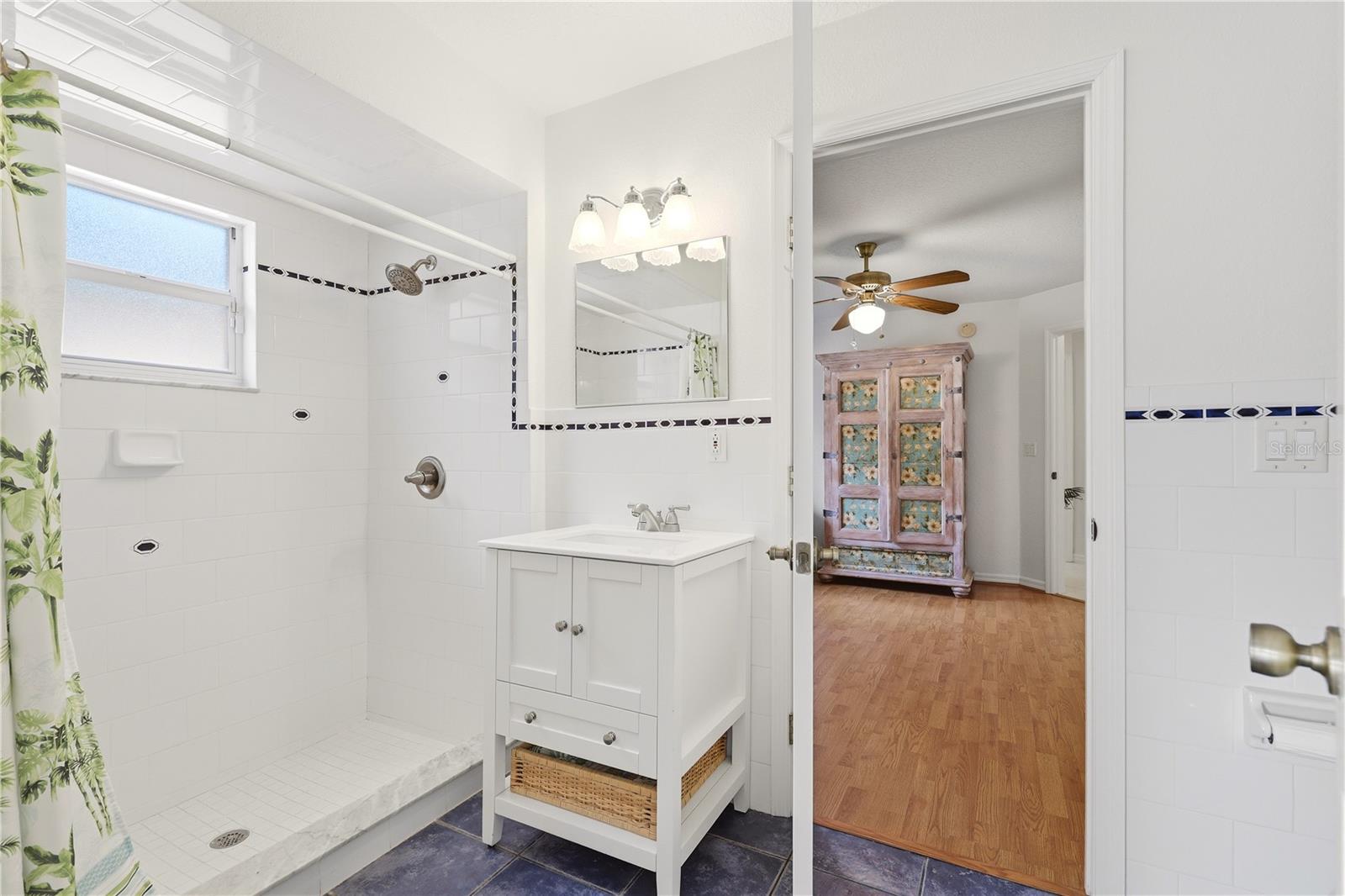 19113 Quinlan St Property Photo 31
