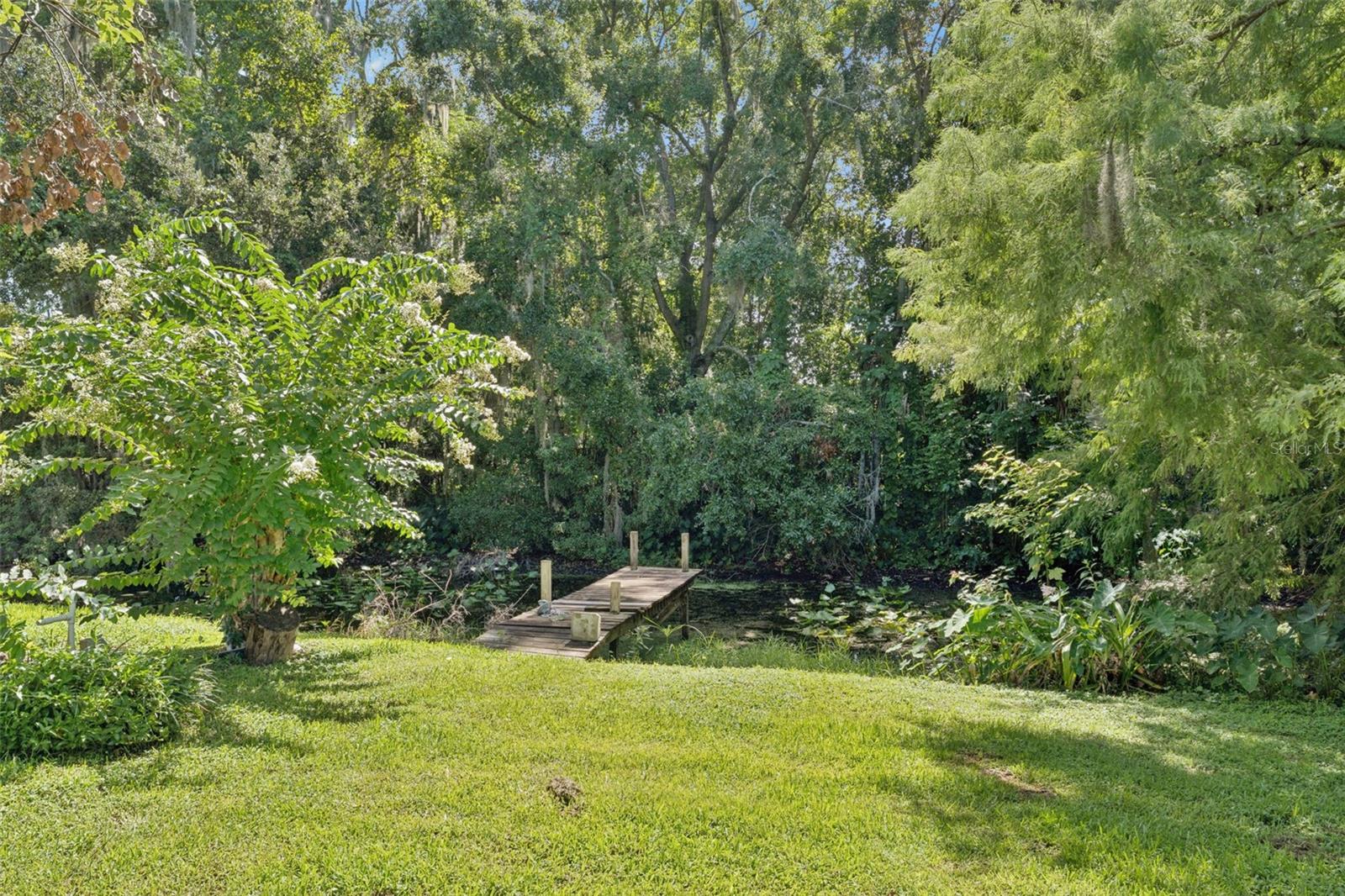 1003 Lake Bell Dr Property Photo 22