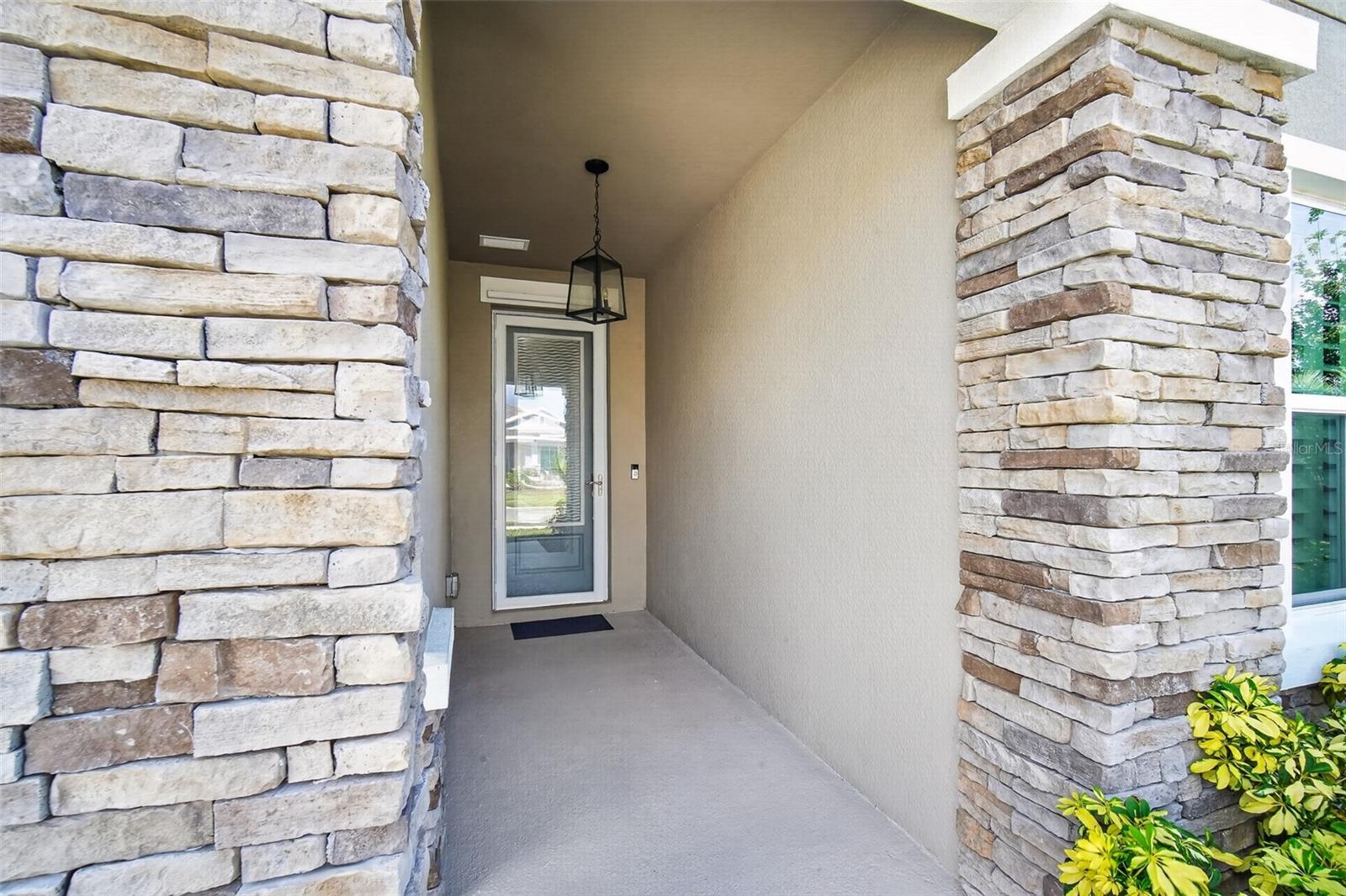 8612 Arrow Creek Dr Property Photo 3