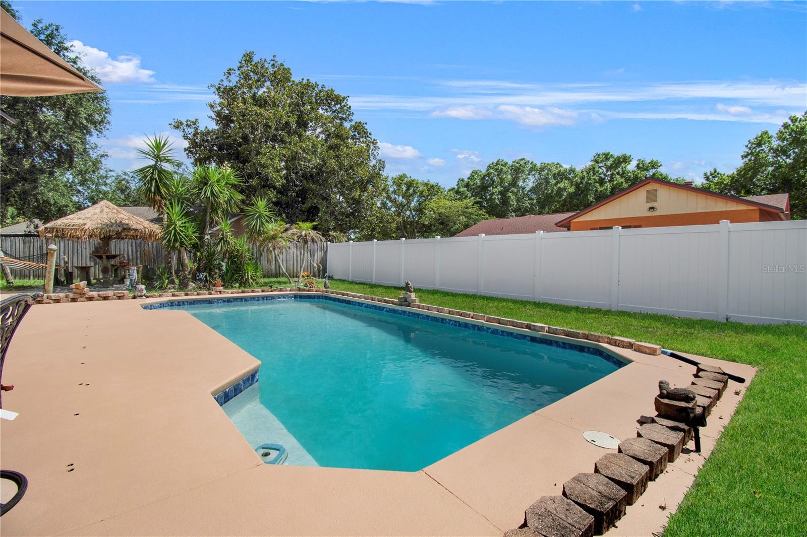 8628 Granada Blvd Property Photo 16