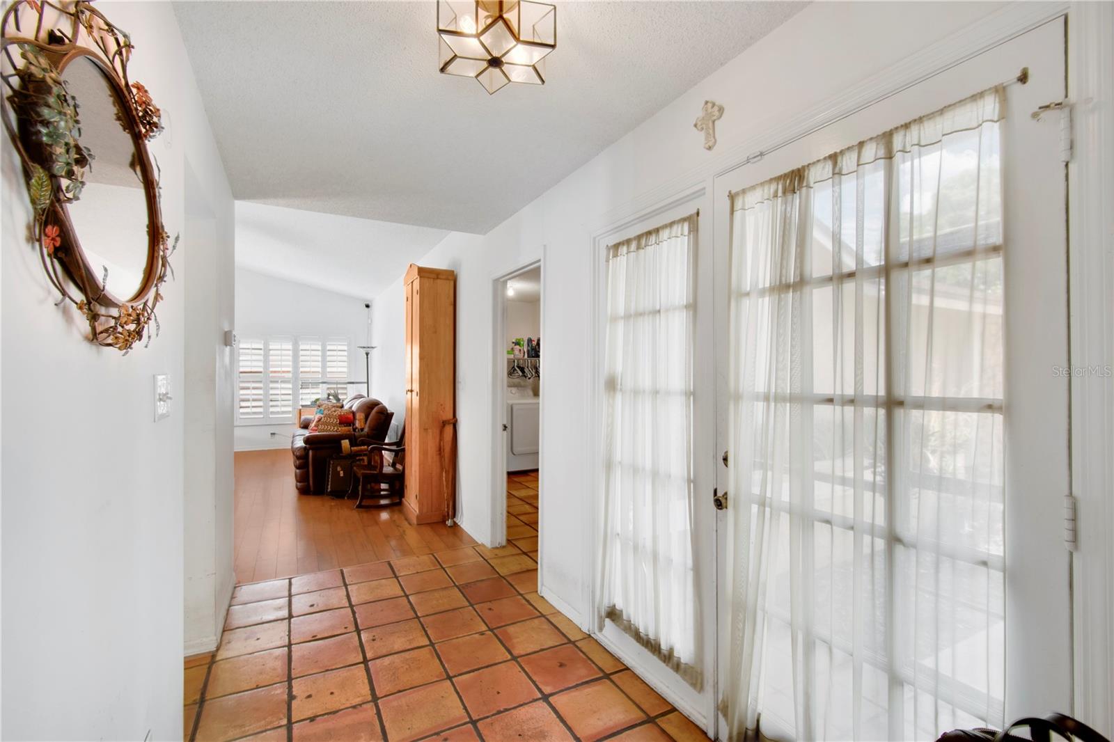8628 Granada Blvd Property Photo 26