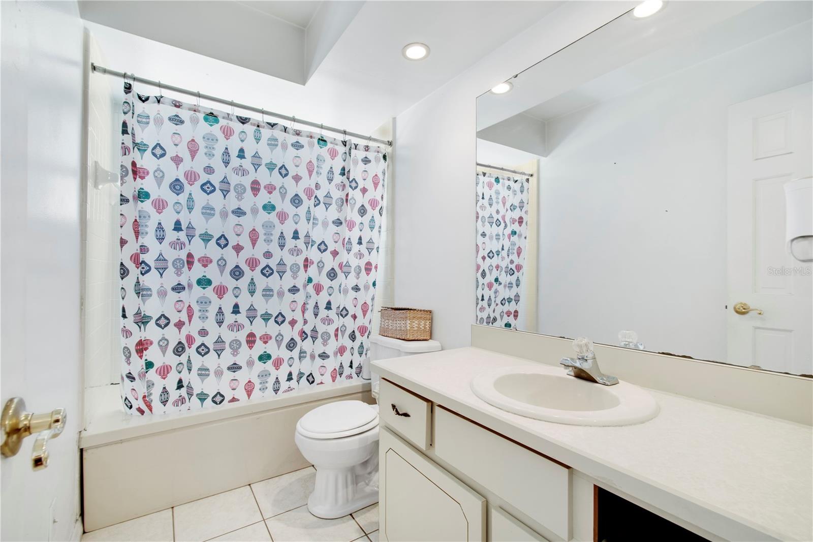 8628 Granada Blvd Property Photo 33