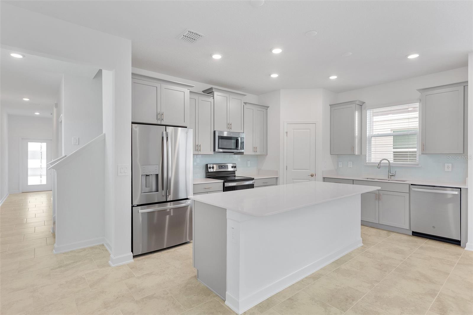 3039 Addison Blvd Property Photo 12