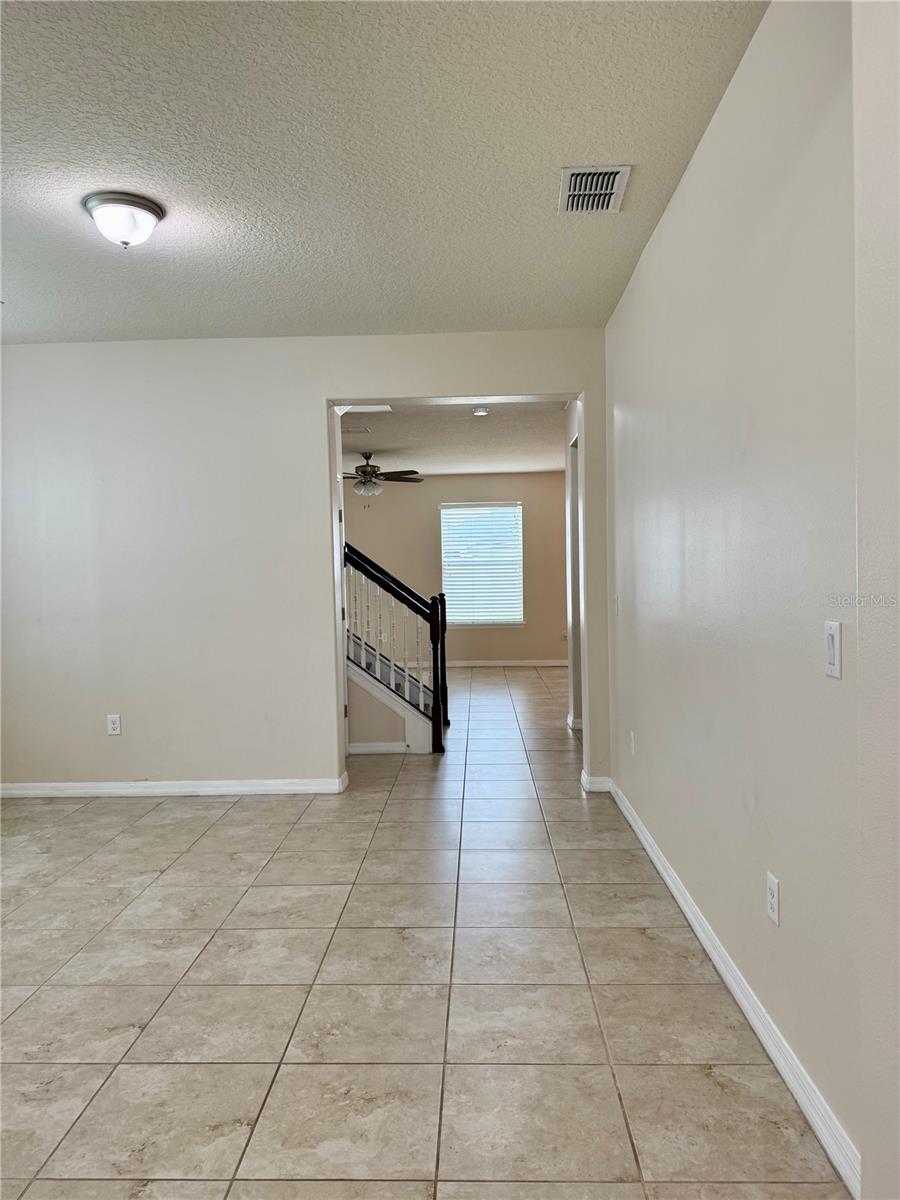 2504 Amati Dr Property Photo 5