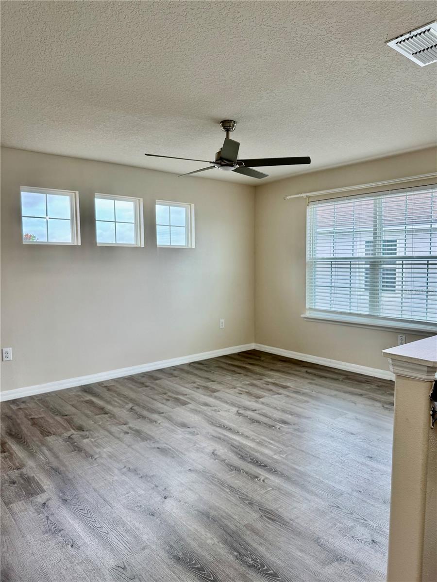 2504 Amati Dr Property Photo 22