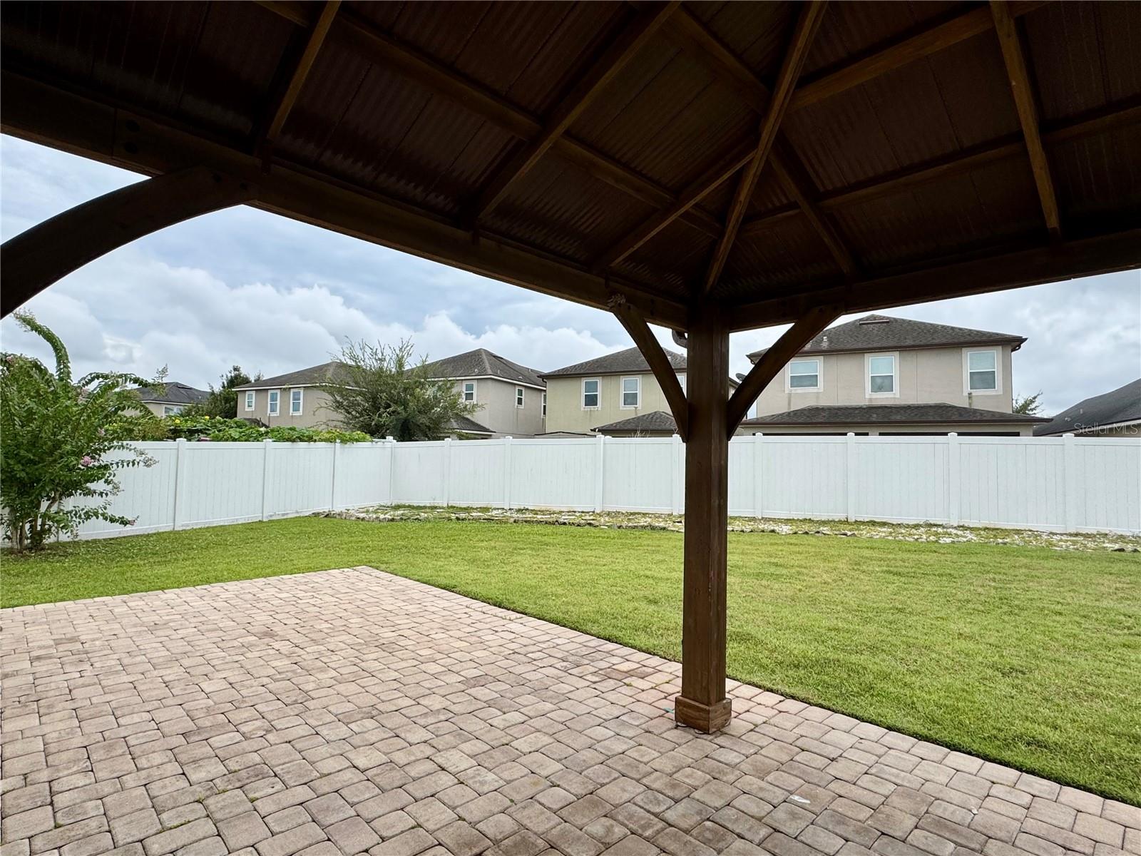 2504 Amati Dr Property Photo 38