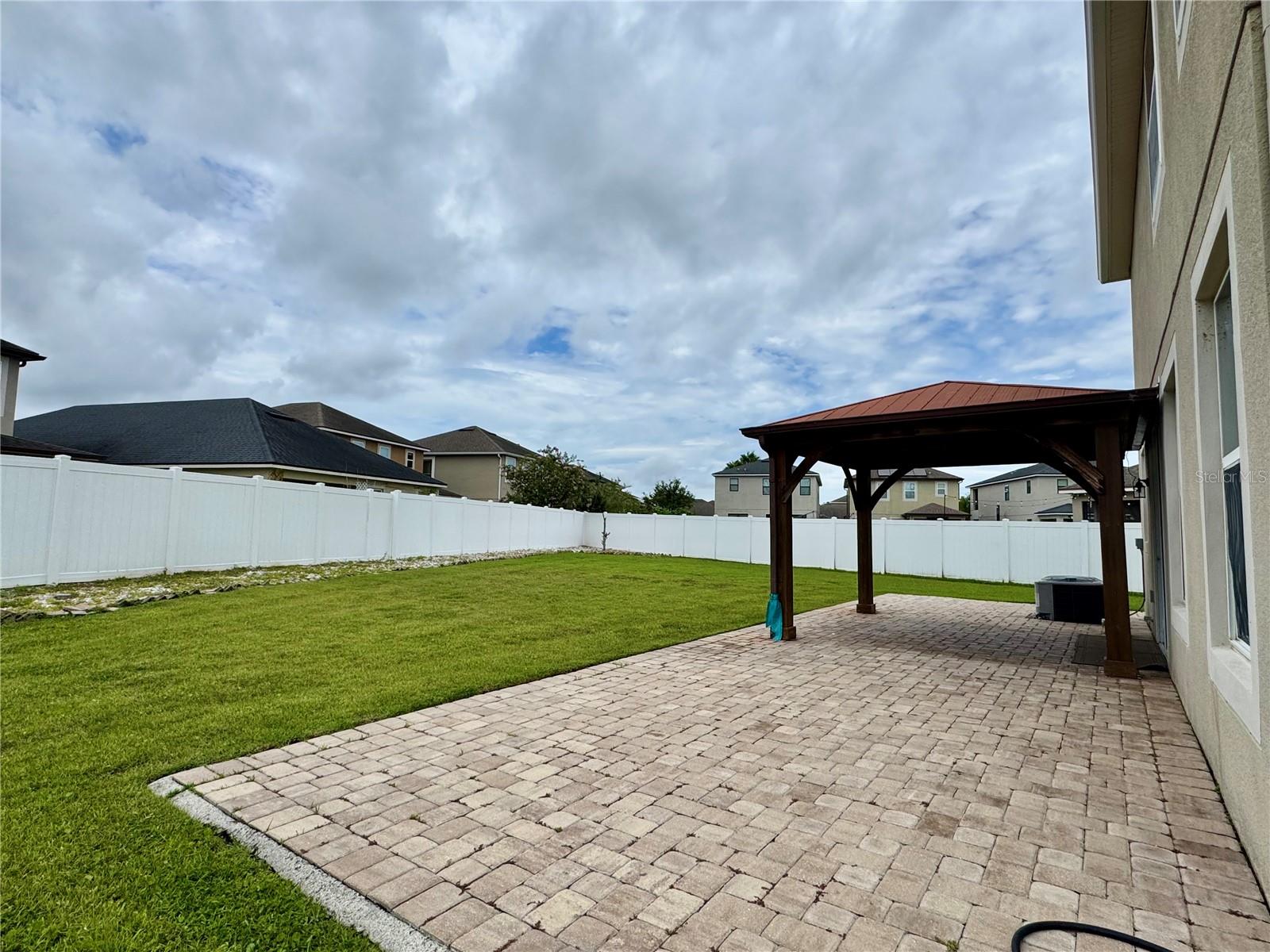 2504 Amati Dr Property Photo 39