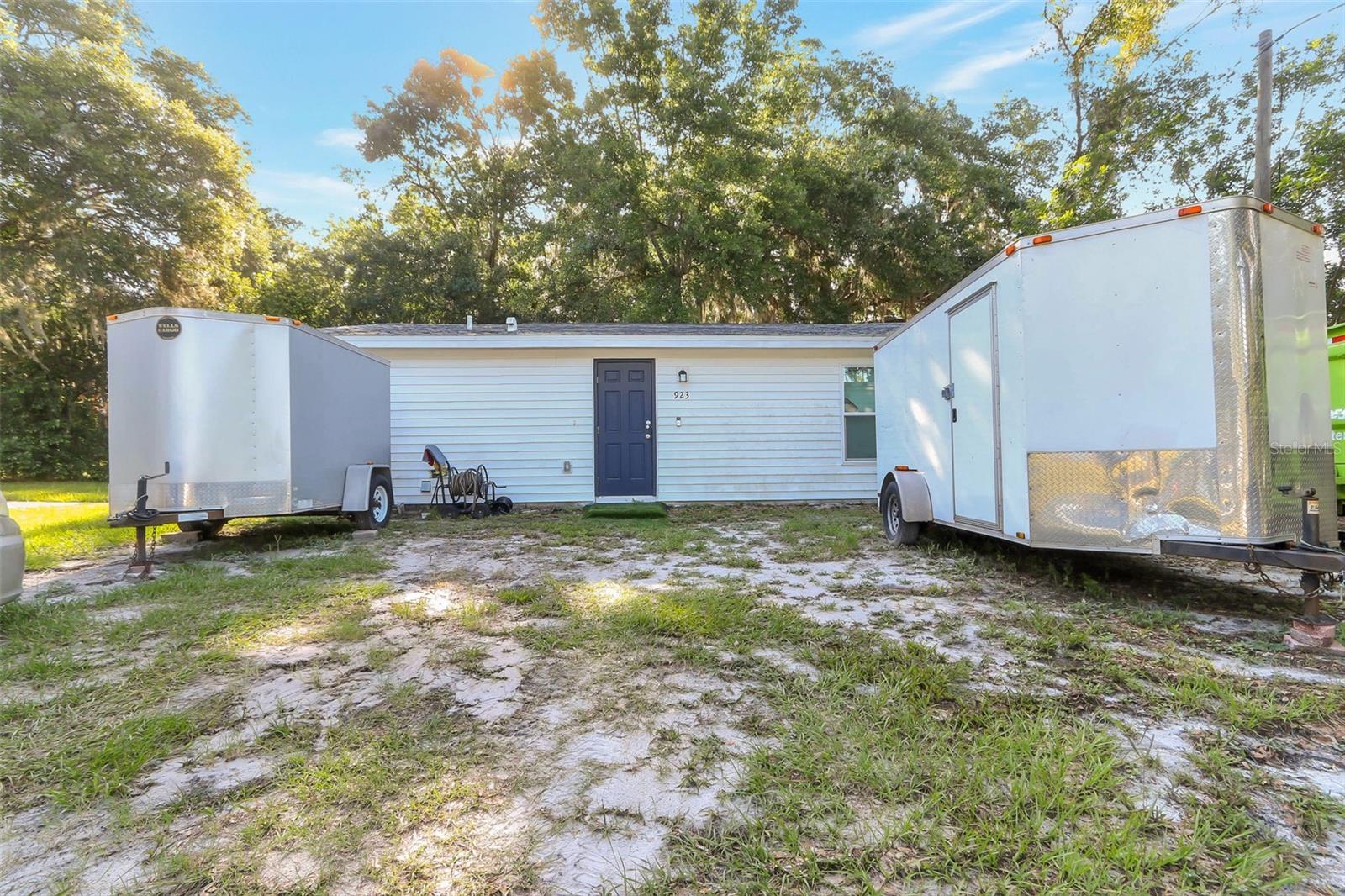 923 Oxford St Property Photo 2