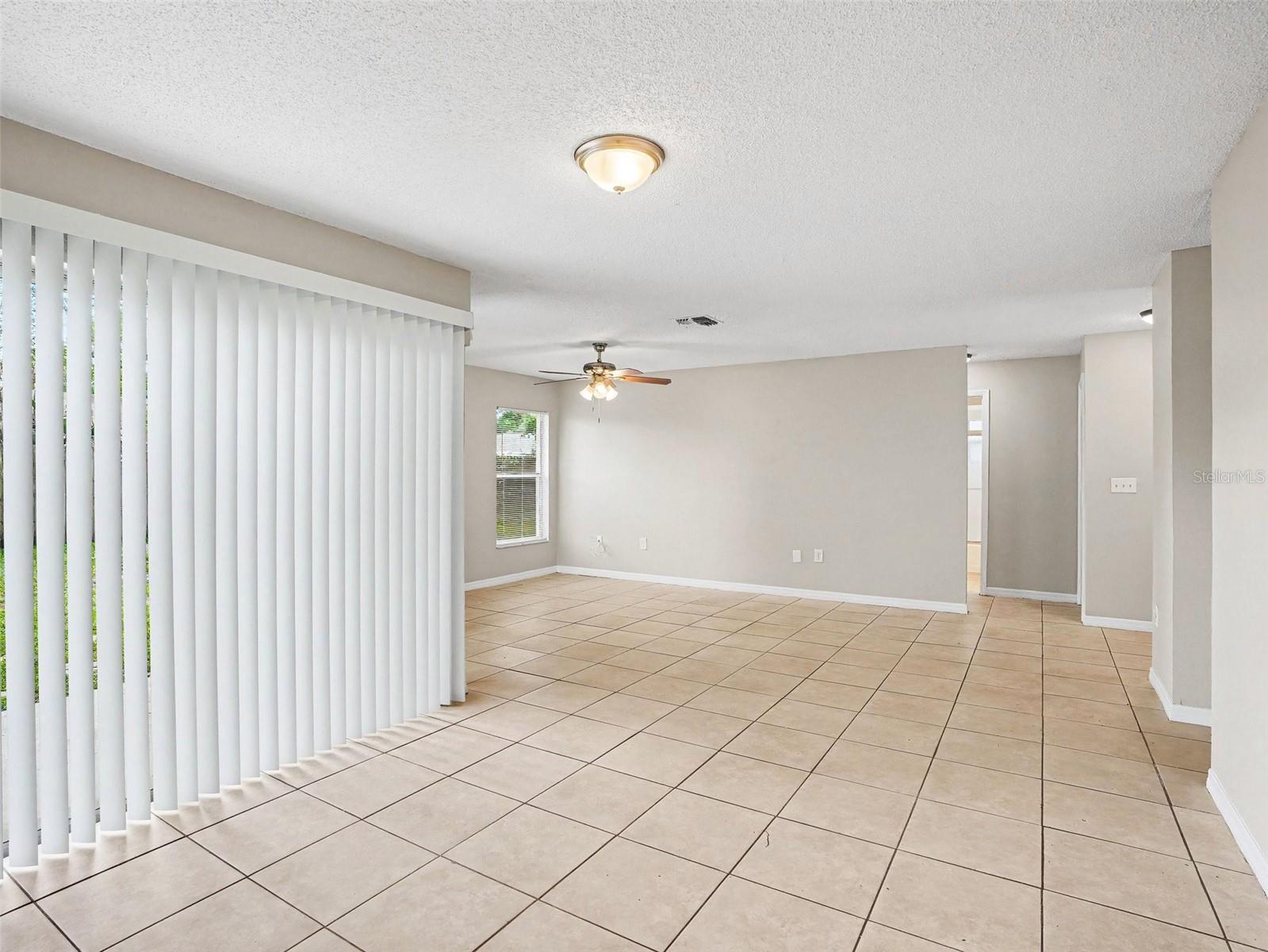 455 Cart Ct Property Photo 7
