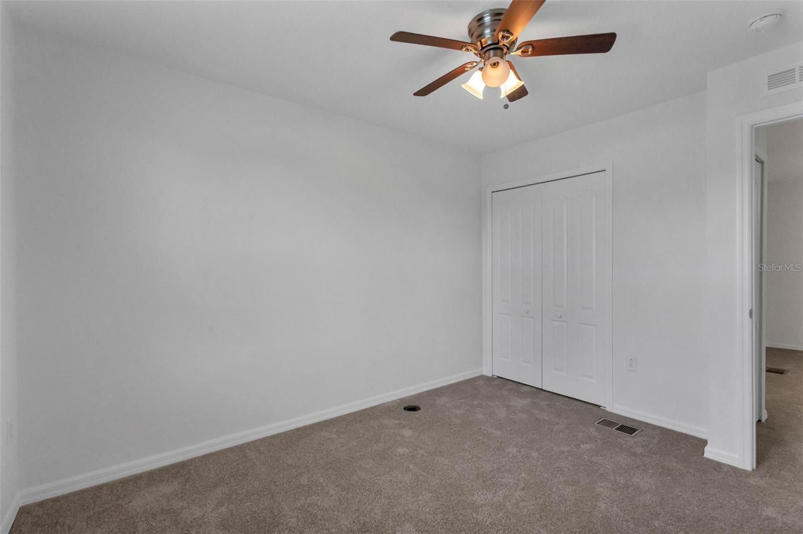2900 Clarabelle Ct Property Photo 23