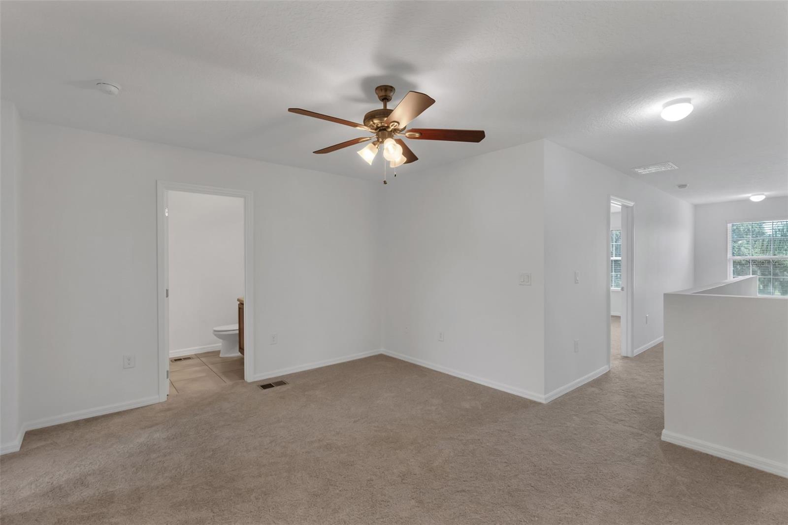 2900 Clarabelle Ct Property Photo 28