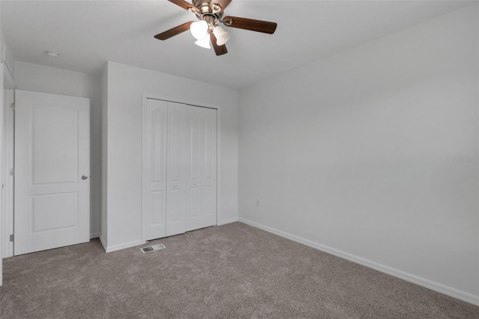 2900 Clarabelle Ct Property Photo 32