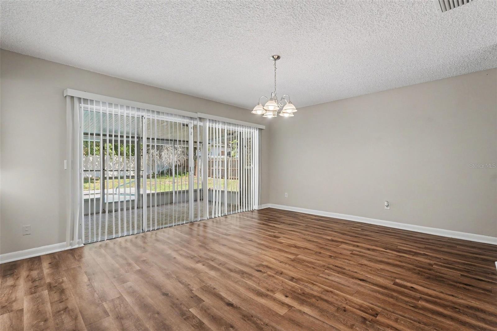 3607 Woodhill Dr Property Photo 9